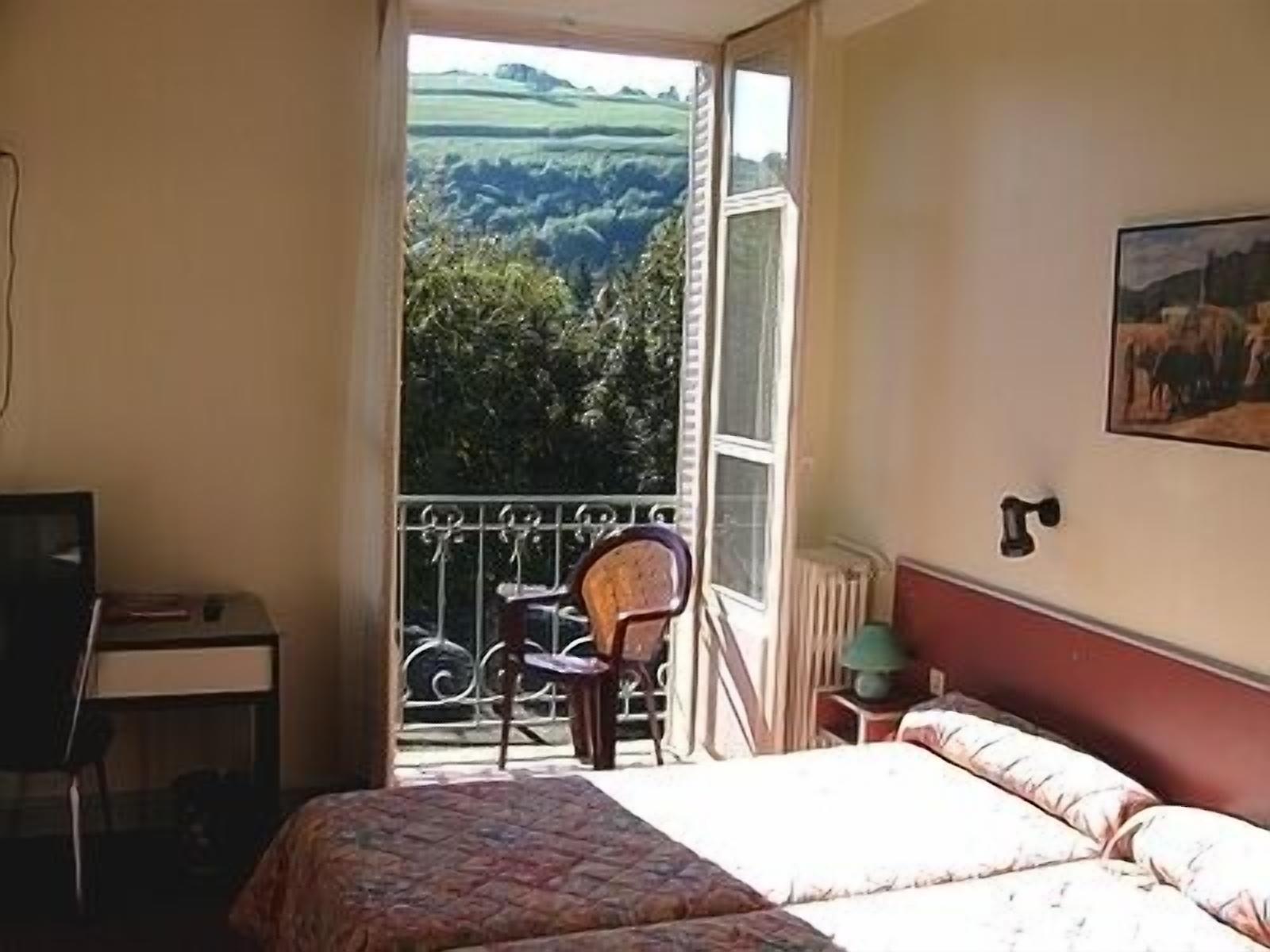 Hotel Au Val Dore La Bourboule Εξωτερικό φωτογραφία