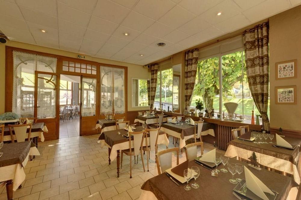 Hotel Au Val Dore La Bourboule Εξωτερικό φωτογραφία