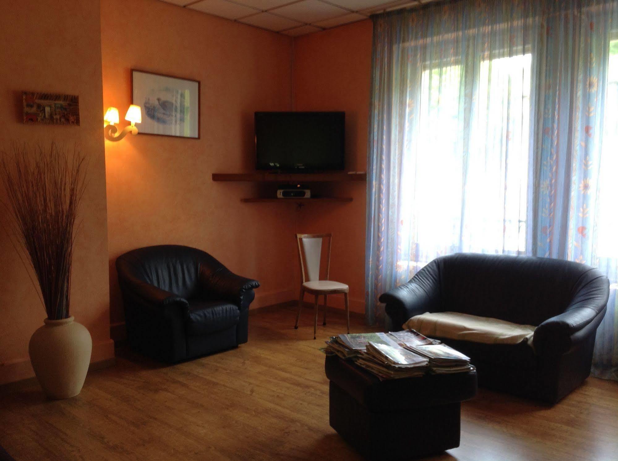 Hotel Au Val Dore La Bourboule Εξωτερικό φωτογραφία